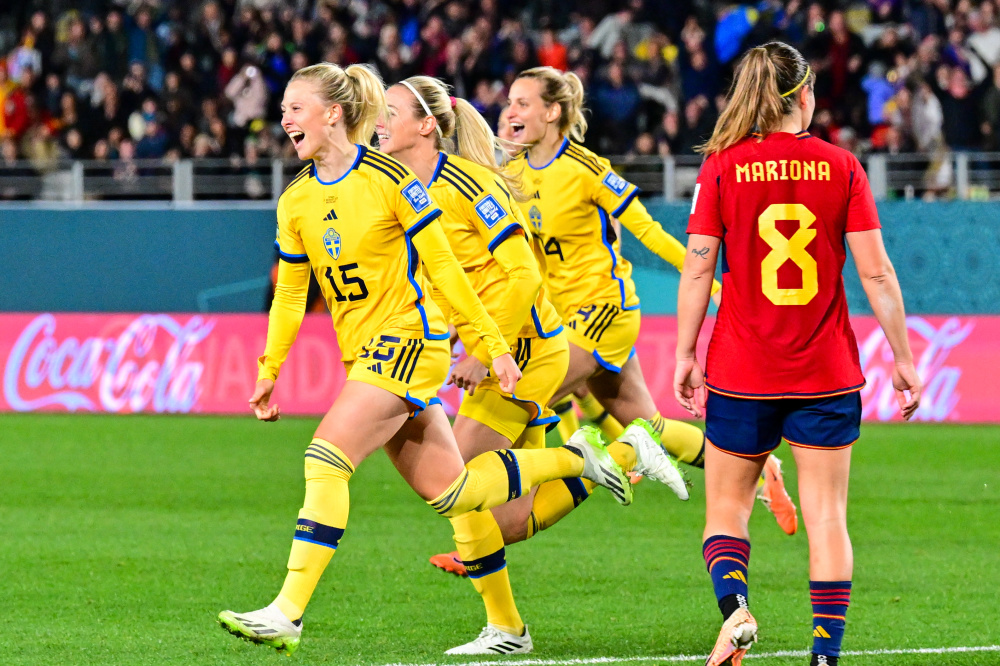 足球欧洲联赛半决赛西班牙队晋级 足球欧洲联赛半决赛西班牙队晋级