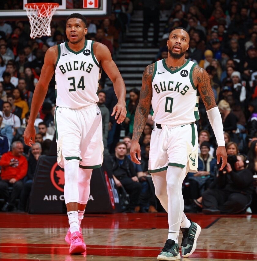 关于雄鹿主场大胜，字母哥再次当选MVP的信息