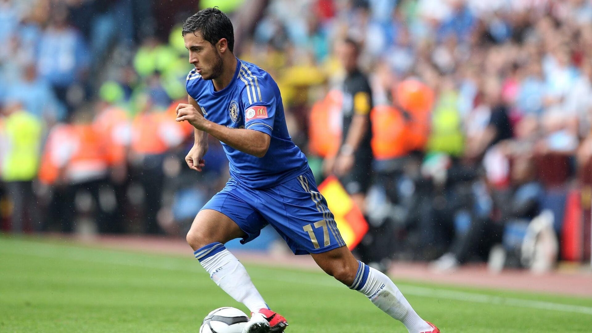 贝恩压哨绝杀！勇士险胜掘金，无名英雄终成关键先生