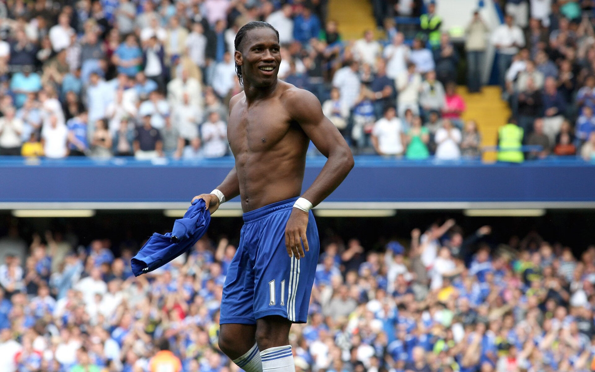 范戴克制胜头槌破局，拜仁战术完胜诠释足球高于一切