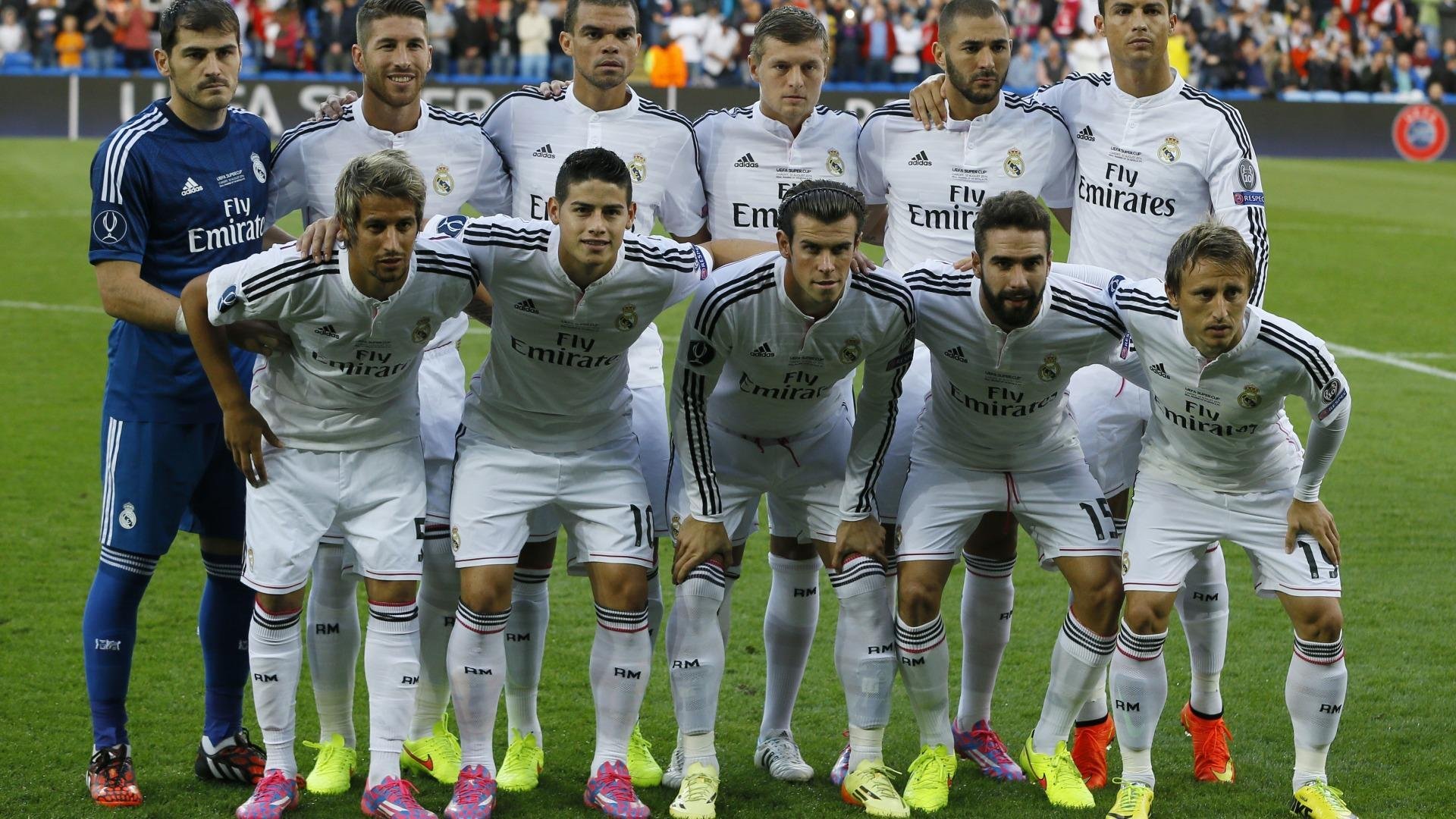 赛道烽烟，法拉利鏖战阿斯顿马丁，拉塞尔带队逆袭取胜